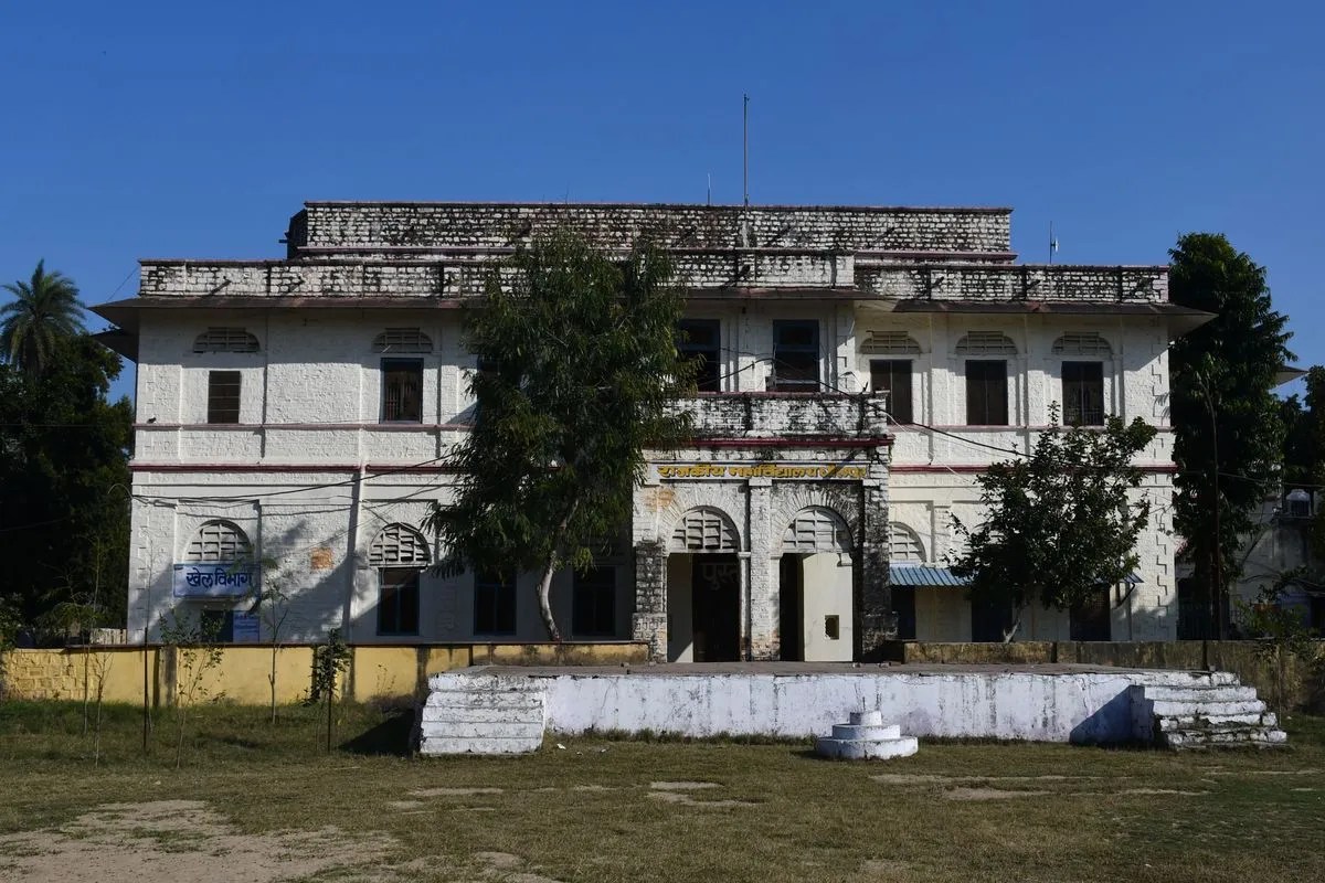 Dholpur: एडमिशन में अब नहीं मारामारी, तीन दफा बढ़ी आवेदन प्रक्रिया
