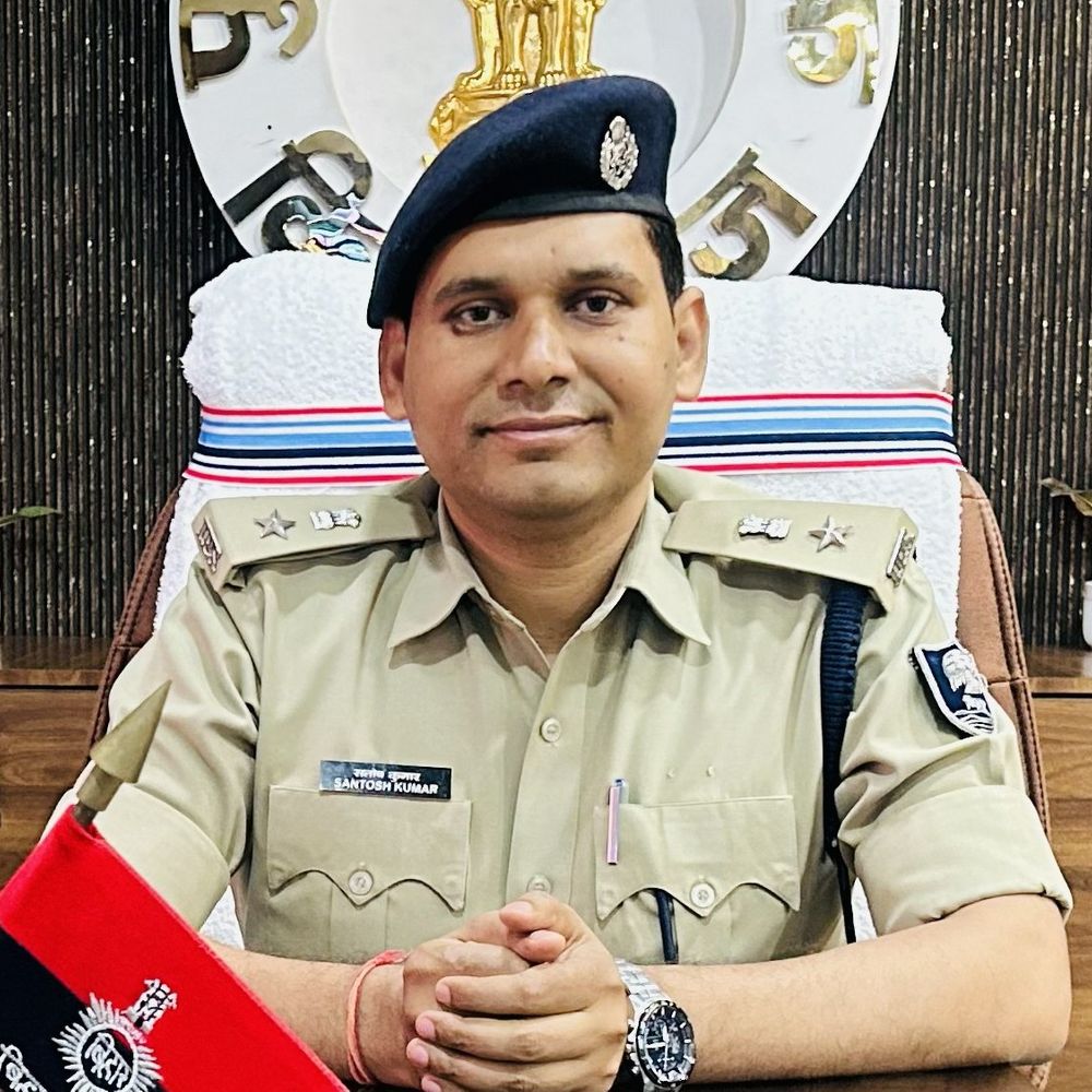 किशनगंज में एक हफ्ते में 30 गिरफ्तार:487 लीटर शराब और ड्रग्स बरामद, 14 लाख रुपये जब्त, एसपी ने कार्रवाई तेज करने की बात कही