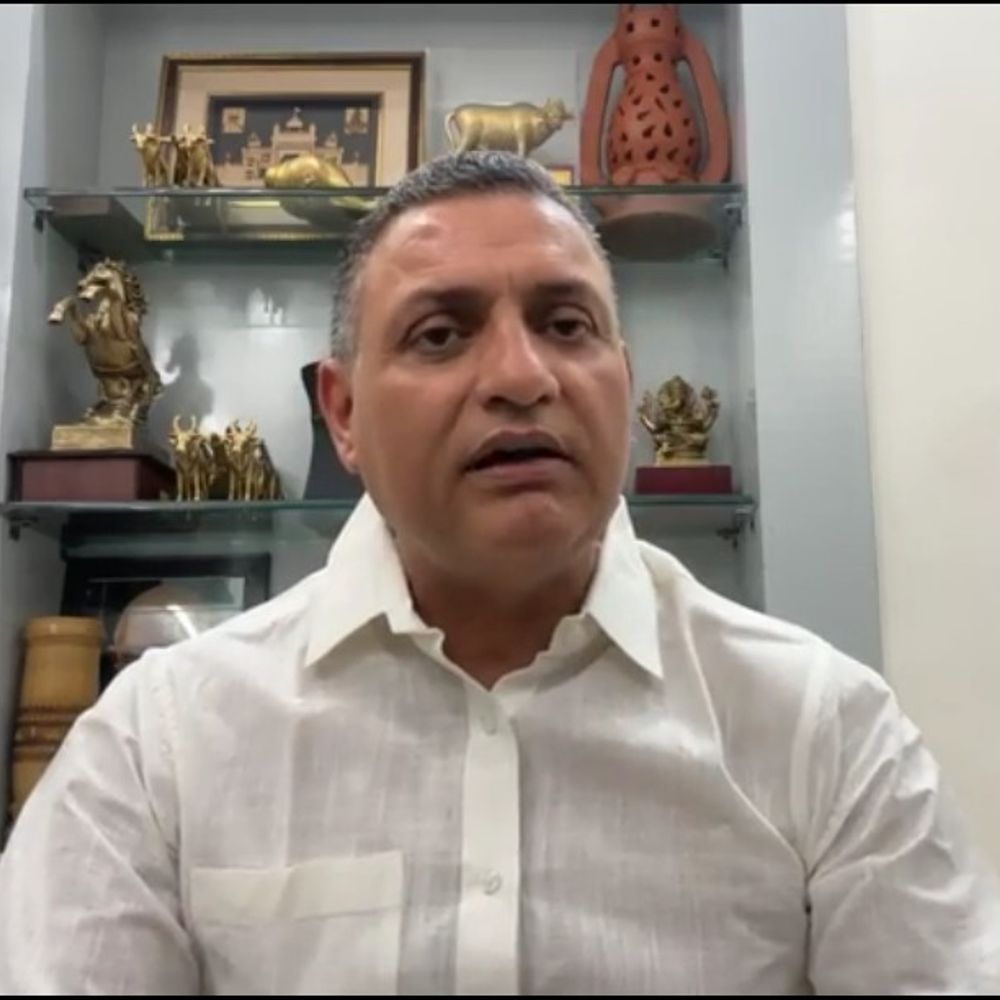 बक्सर में 100 करोड़ का पुल एक महीने में धंसा:सांसद ने जिम्मेदारों की गिरफ्तारी की मांग की,कहा-अधिकारियों पर कार्रवाई हो
