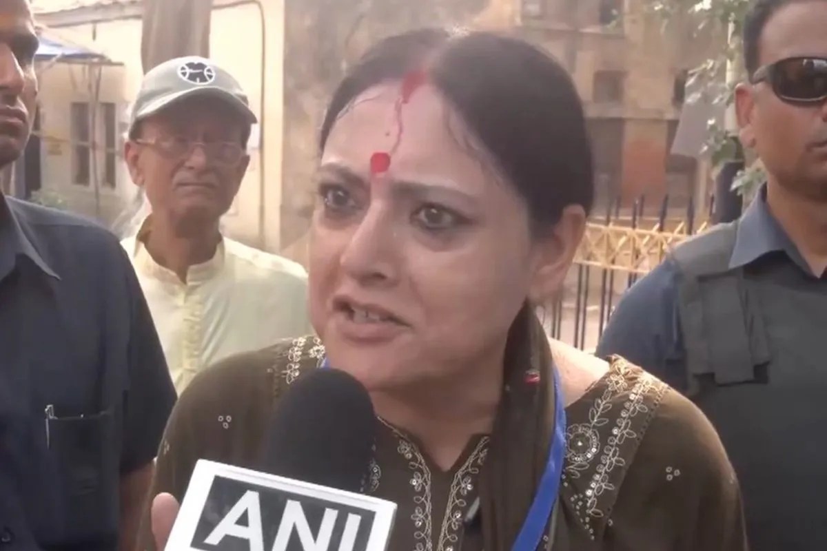‘ममता बनर्जी को तुरंत गिरफ्तार कर दर्ज हो केस’: CID एक्शन पर बोलीं अग्निमित्रा पॉल, कानून से ऊपर कोई नहीं
