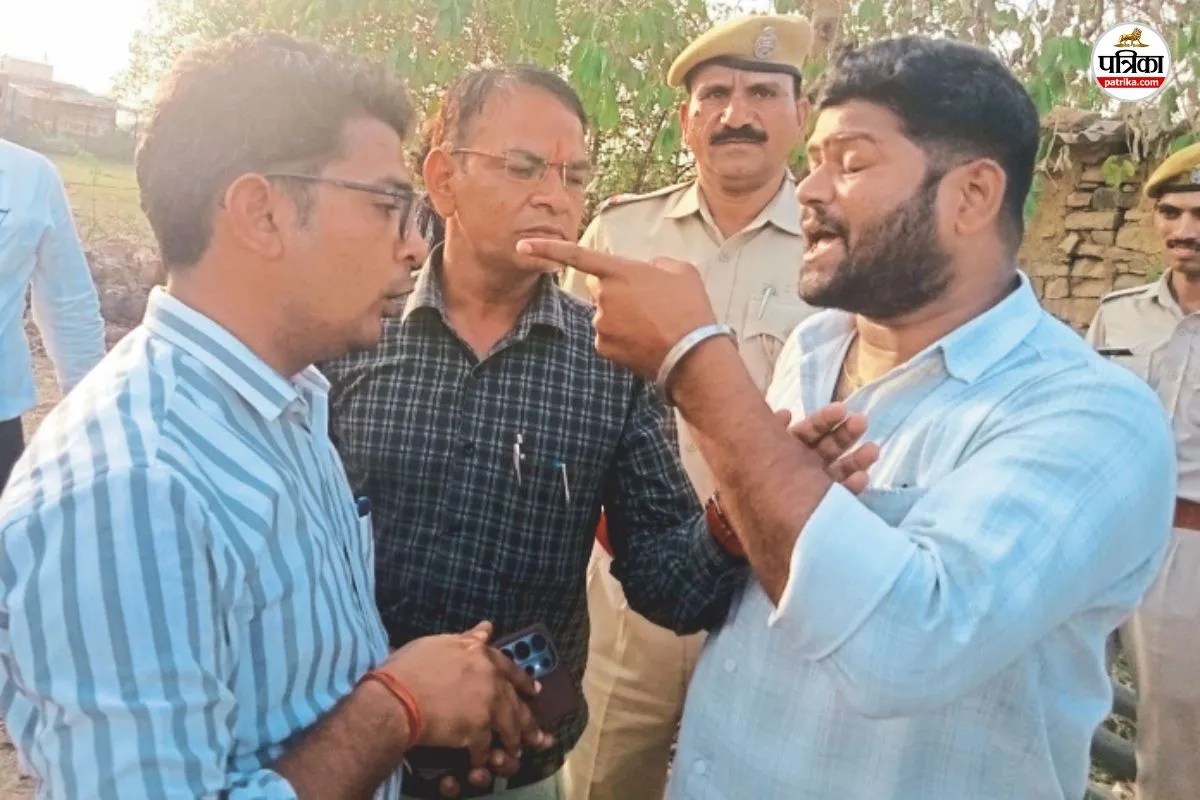 Rajasthan: पुश्तैनी जमीन पर कार्रवाई से भड़के BJP नेता, XEN को दी धमकी, बोले ‘देख लूंगा’, अतिक्रमण हटाने आई थी टीम