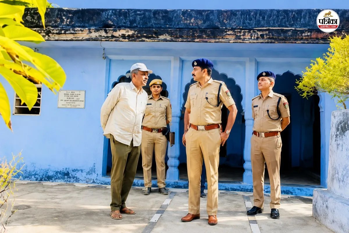 Karauli : श्रीजी मंदिर से प्रतिमा चोरी का मामला, जंगल से बरामद हुई पोशाक, जांच अभियान तेज