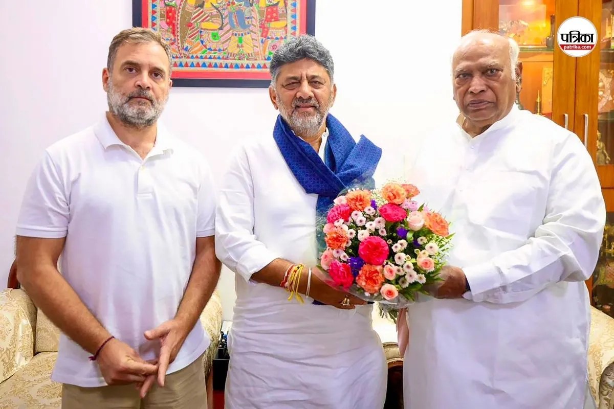 कर्नाटक में मल्लिकार्जुन खरगे के बेटे को मिल सकता है बड़ा पद! AHINDA को साधने के लिए कांग्रेस का प्लान तैयार