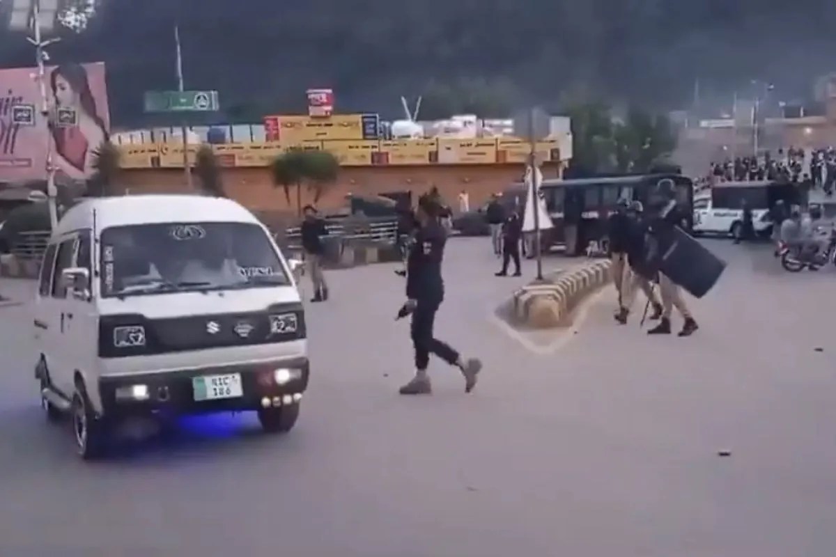पीओके में क्यों भड़की हिंसा? झड़पों में चार पुलिसकर्मियों समेत 11 लोगों की हुई मौत