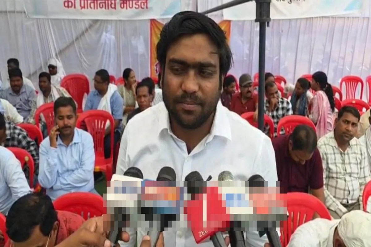 Strike for MLA Arrest: तहसीलदार-नायब तहसीलदारों की हड़ताल जारी, बोले- जब तक विधायक की गिरफ्तारी नहीं होगी, यहीं बैठेंगे