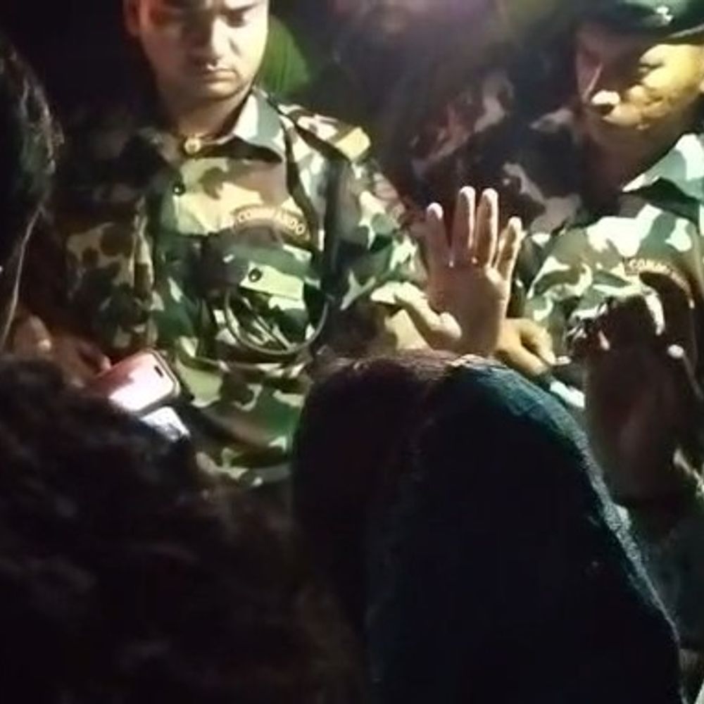 राजस्थान युवक से शादी के नाम पर 2 लाख ठगी:कैमूर में दुल्हन को बाइक सवार ले जा रहे थे साथ, विधायक ने रोका