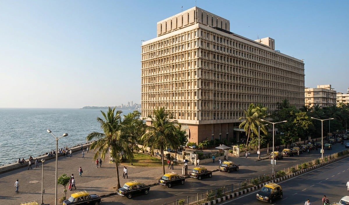 Air India Building Mumbai Deal | महाराष्ट्र सरकार ने मुंबई की मशहूर एयर इंडिया बिल्डिंग 1,601 करोड़ रुपये में खरीदी