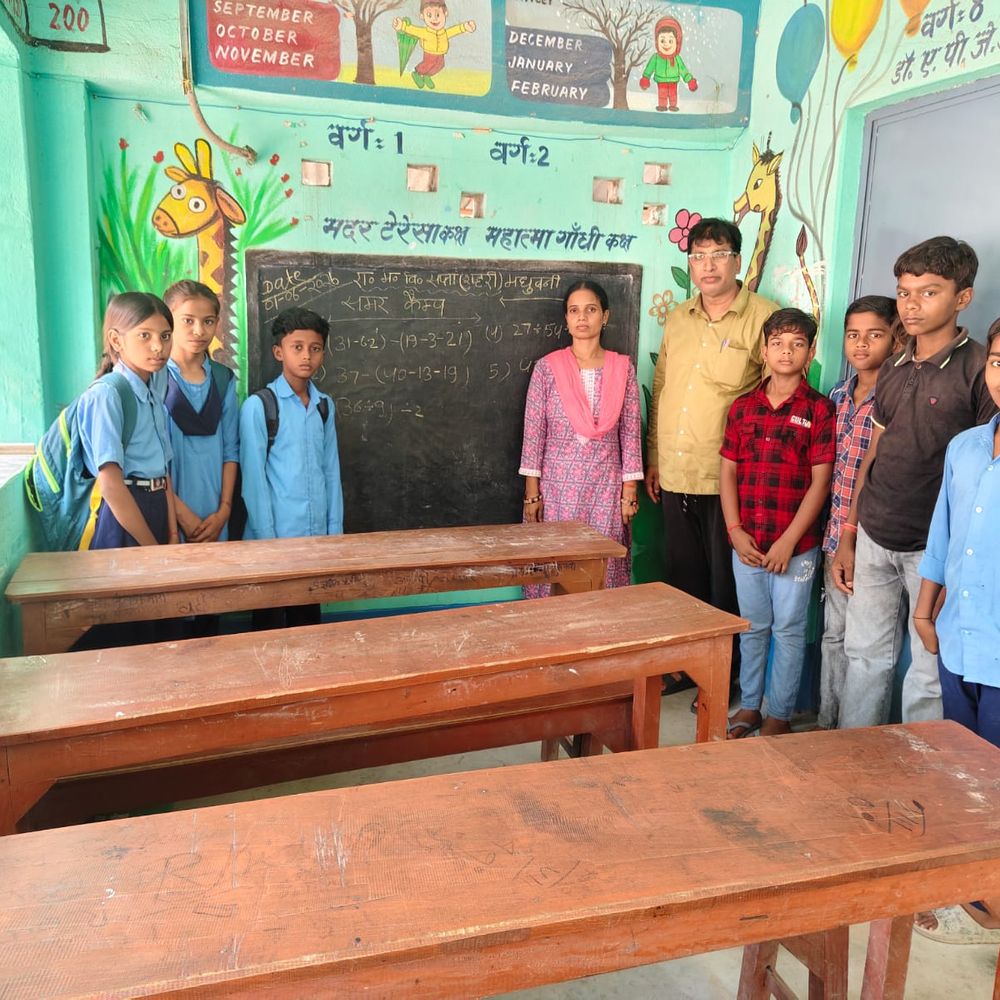 भाषा व गणित विषय में कमजोर बच्चों के लिए समर कैंप की शुरुआत की गई