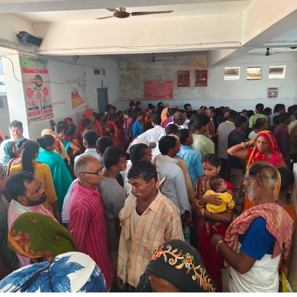जिले में वायरल बुखार से पीड़ित मरीजों की संख्या बढ़ रही ओपीडी में अब हर रोज पहुंच रहे औसतन 60 से 70 मरीज