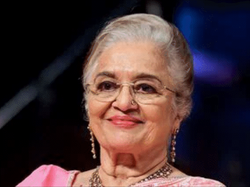 आशा पारेख को रिवीलिंग ड्रेस पहनने को कहा गया था:डायरेक्टर पर भड़कते हुए बोली थीं- क्या आपकी बेटी को यह कॉस्ट्यूम अच्छा लगेगा?