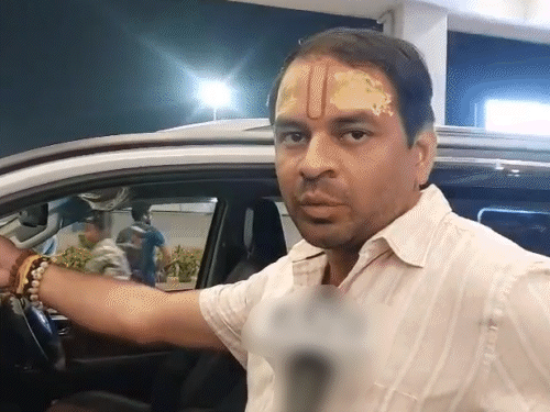‘नीतीश आवास खाली करेंगे तो राबड़ी देवी कर देंगी’:तेज प्रताप यादव बोले- सरकार पूर्व CM को भी 15 दिन का नोटिस दे