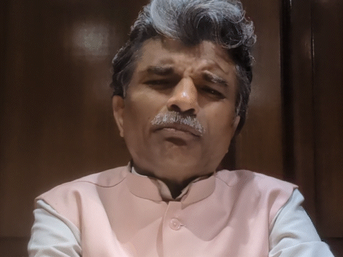 राजेश एक्सपोर्ट्स के चेयरमैन बोले-₹15.15 लाख करोड़ का घोटाला नहीं:आंकड़े समझने में चूक हुई; LIC ने 5 साल से कंपनी के शेयर नहीं खरीदे