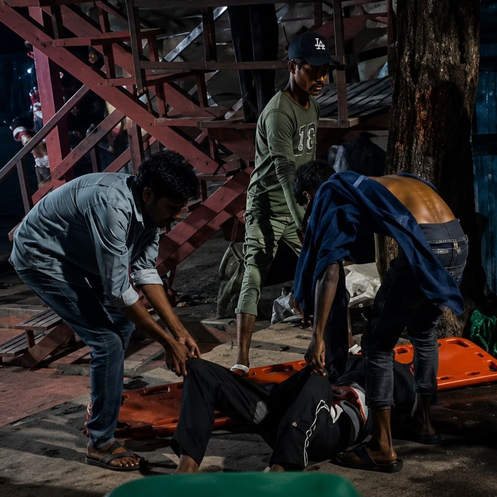 सिवनी बस स्टैंड के पास नाले में गिरा शख्स:स्थानीय लोगों ने निकाला; जिला अस्पताल में भर्ती कराया
