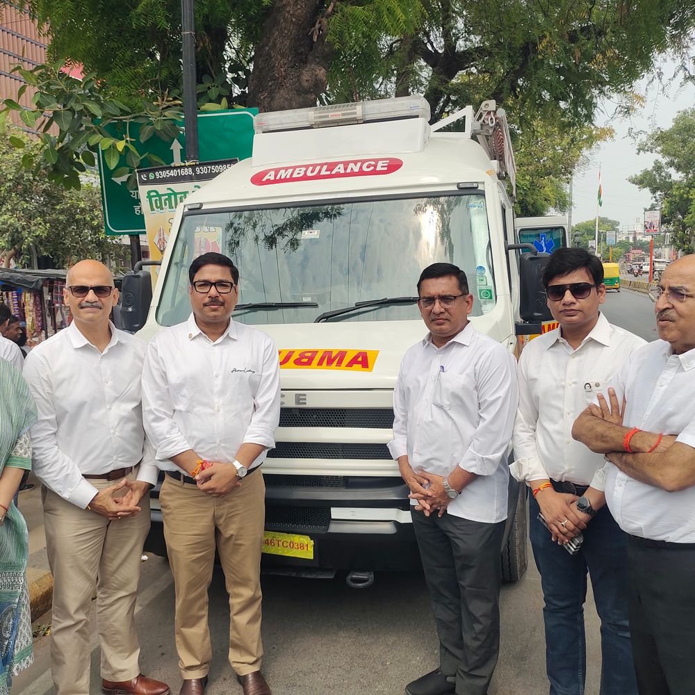 प्रयागराज को मिली पहली अत्याधुनिक मोबाइल ब्लड डोनेशन वैन:AMA को 4 जून को समर्पित, रक्तदान को मिलेगी नई रफ्तार