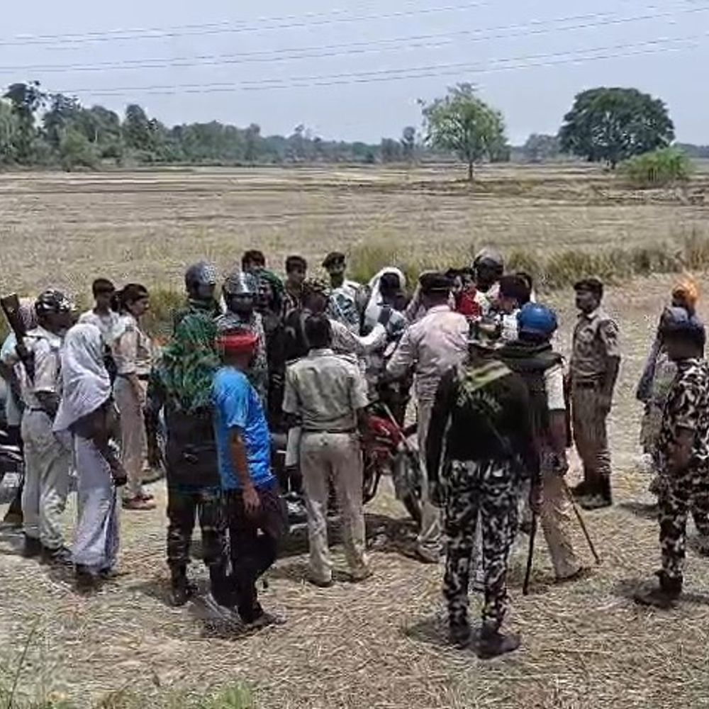 रामगढ़ में ट्रैक्टर की टक्कर से किशोर की मौत:नरहन गांव के पास लिंक रोड पर हादसा, पुलिस ने वाहन जब्त किया