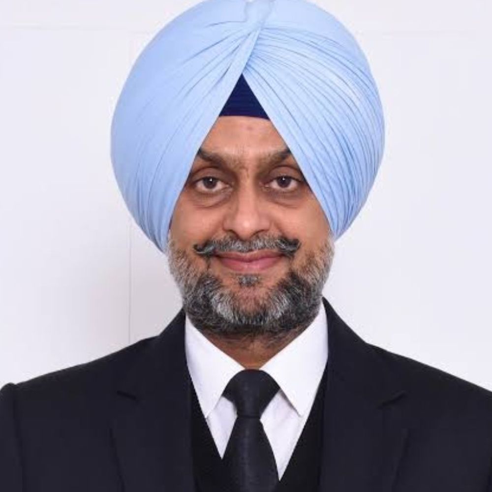 अमृतसर में वकीलों की हड़ताल:एडवोकेट बिक्रमजीत बाथ का नाम FIR में शामिल करने पर नाराजगी, नाम हटान की मांग