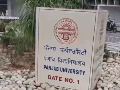 चंडीगढ़ PU में विदेशी छात्रों को लगातार तीसरे साल राहत:अंतरराष्ट्रीय दाखिलों को बढ़ावा देने की पहल, पुराने शुल्क पर ही मिलेगा एडमिशन