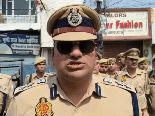 बरेली पुलिस का शर्मनाक चेहरा, वर्दी की आड़ में वसूली:बारादरी थाना के चार पुलिसकर्मी निलंबित, प्रॉपर्टी डीलर के साथ मिलकर रची साजिश