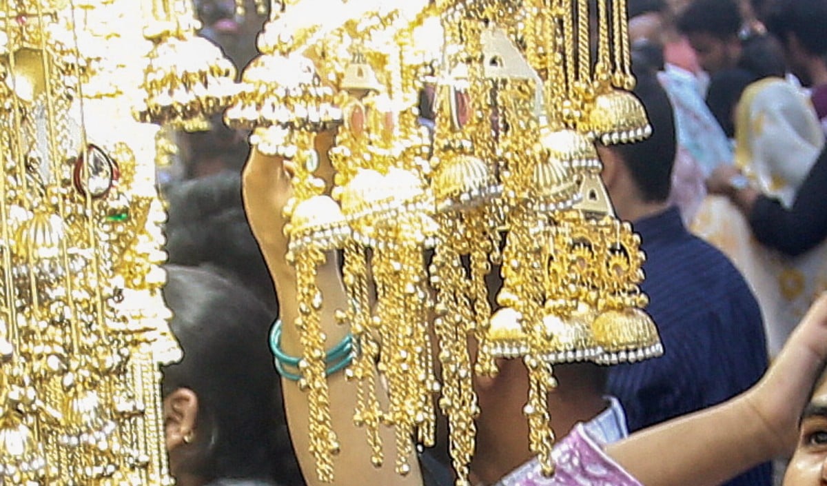 केंद्रीय बैंक ने अफवाहों पर लगाया ब्रेक: RBI ने  Billion Gold बेचने की खबर को नकारा