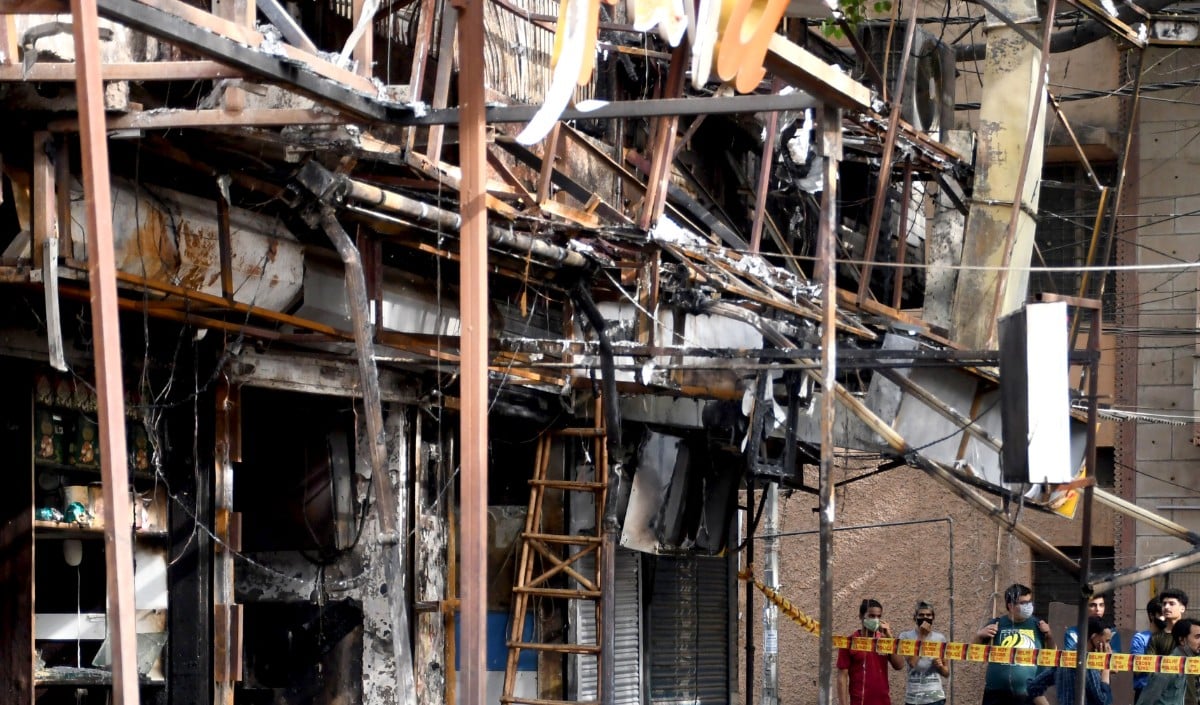 Muzaffarpur Hospital Fire | मुजफ्फरपुर के निजी अस्पताल के आईसीयू में भीषण आग लगने से तीन मरीजों की मौत