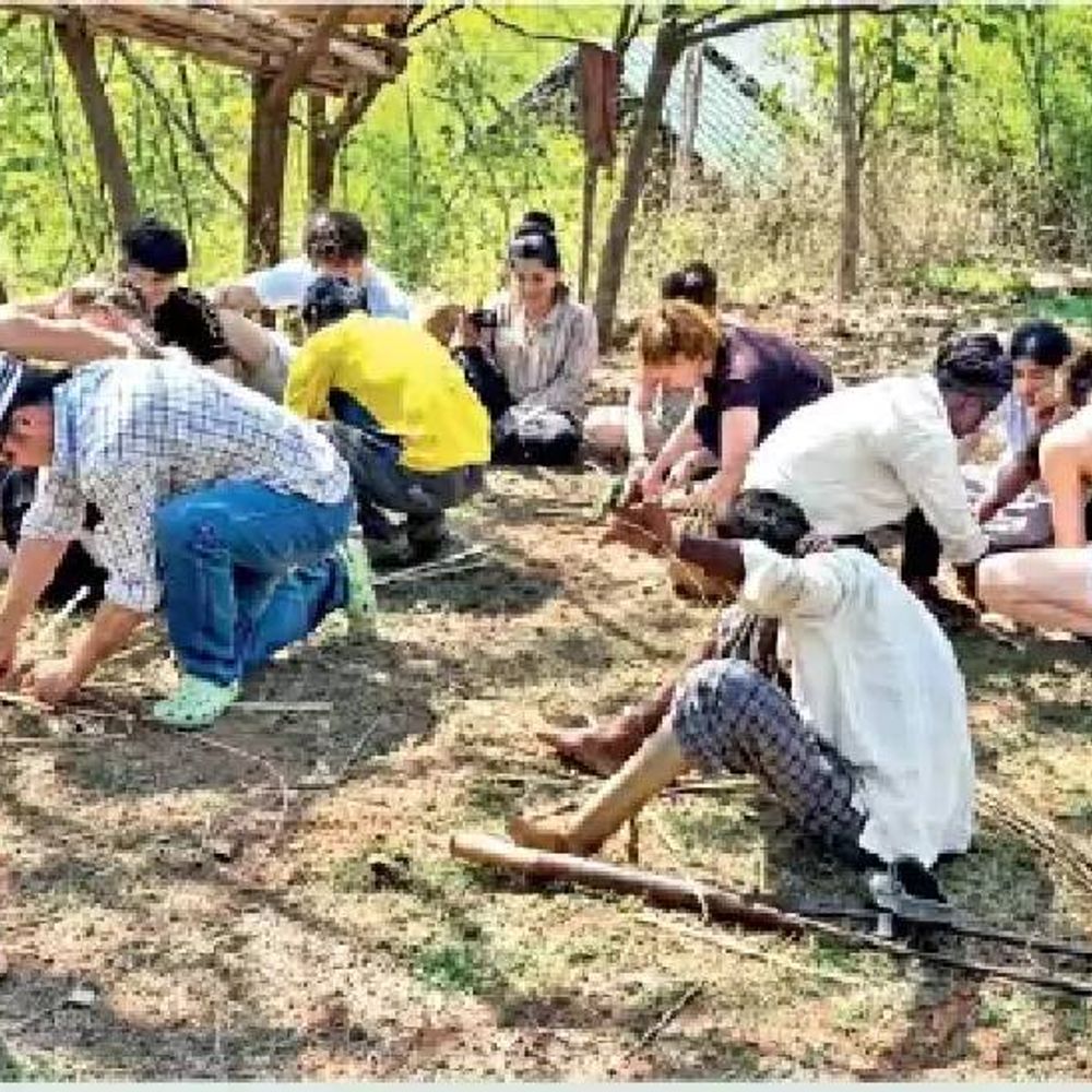 10 राज्यों के 50 गांवों में पर्यटन के साथ लर्निंग:विदेशी बच्चों की पढ़ाई का हिस्सा बने भारतीय गांव, स्थानीय उत्पाद बिकने से सुधरी अर्थव्यवस्था