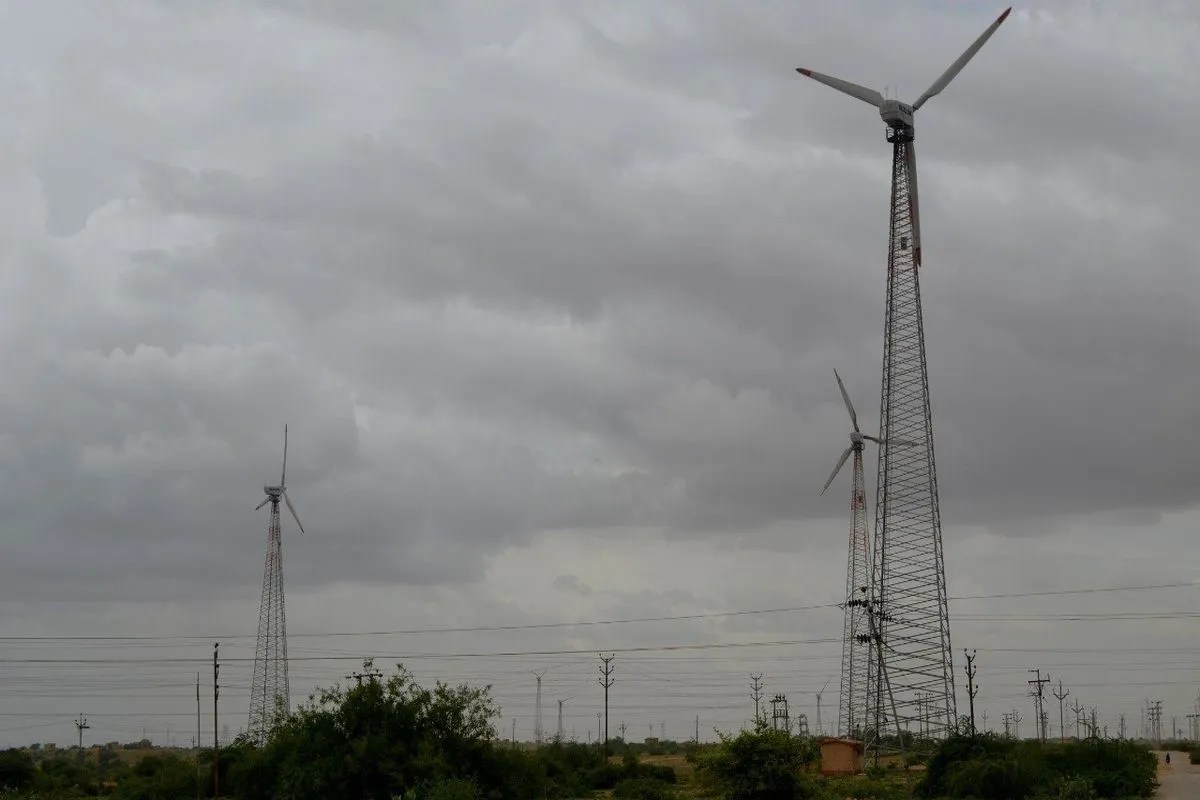 आंधियां बढ़ा रही ऊर्जा उत्पादन में हिस्सेदारी, मरुधरा बन रहा हरित ऊर्जा हब