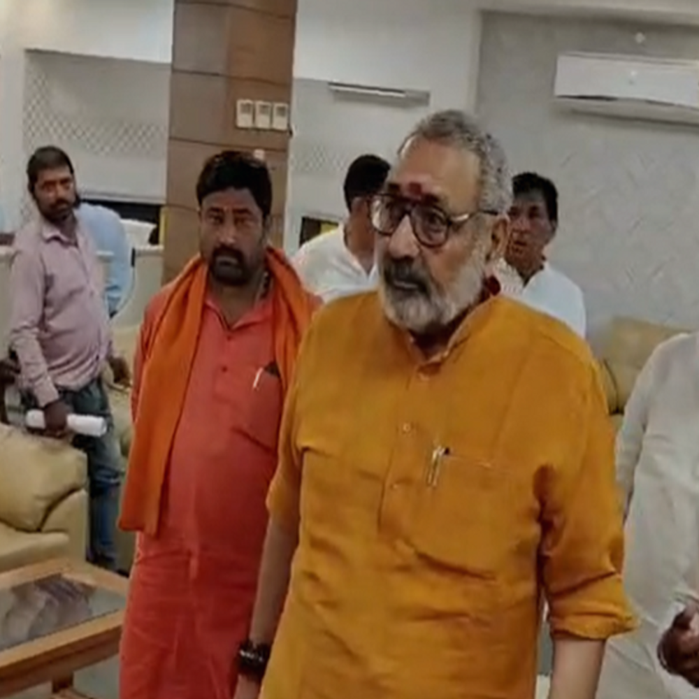बेगूसराय कोर्ट में आज केंद्रीय मंत्री गिरिराज सिंह की पेशी:’हम कब्र नहीं बनाते, उन्हें चाहिए तीन हाथ जमीन’ बयान मामला; आरोप पत्र की मूल कॉपी गायब