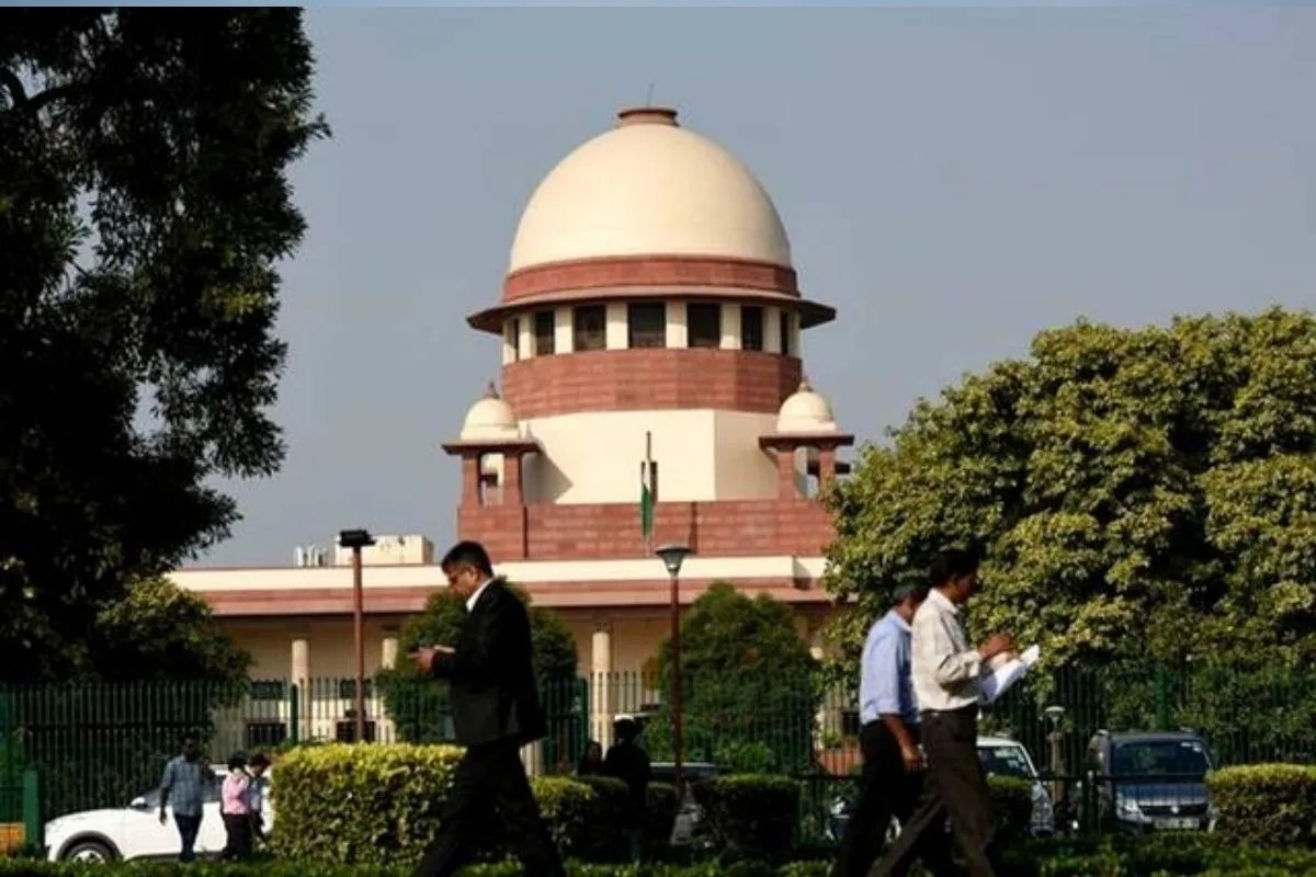 Supreme Court का ऐतिहासिक आदेश: वयस्कों का मर्जी से एस्कॉर्ट सर्विस अब गैरकानूनी नहीं, पुलिस एक्शन पर लगी रोक