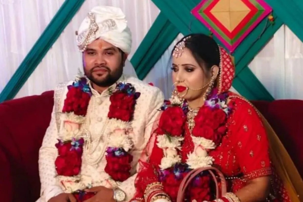 गाजियाबाद में ‘टि्वशा शर्मा’ जैसा हत्याकांड, शादी के 6 महीने बाद रेलिंग से लटका मिला नव विवाहिता का शव