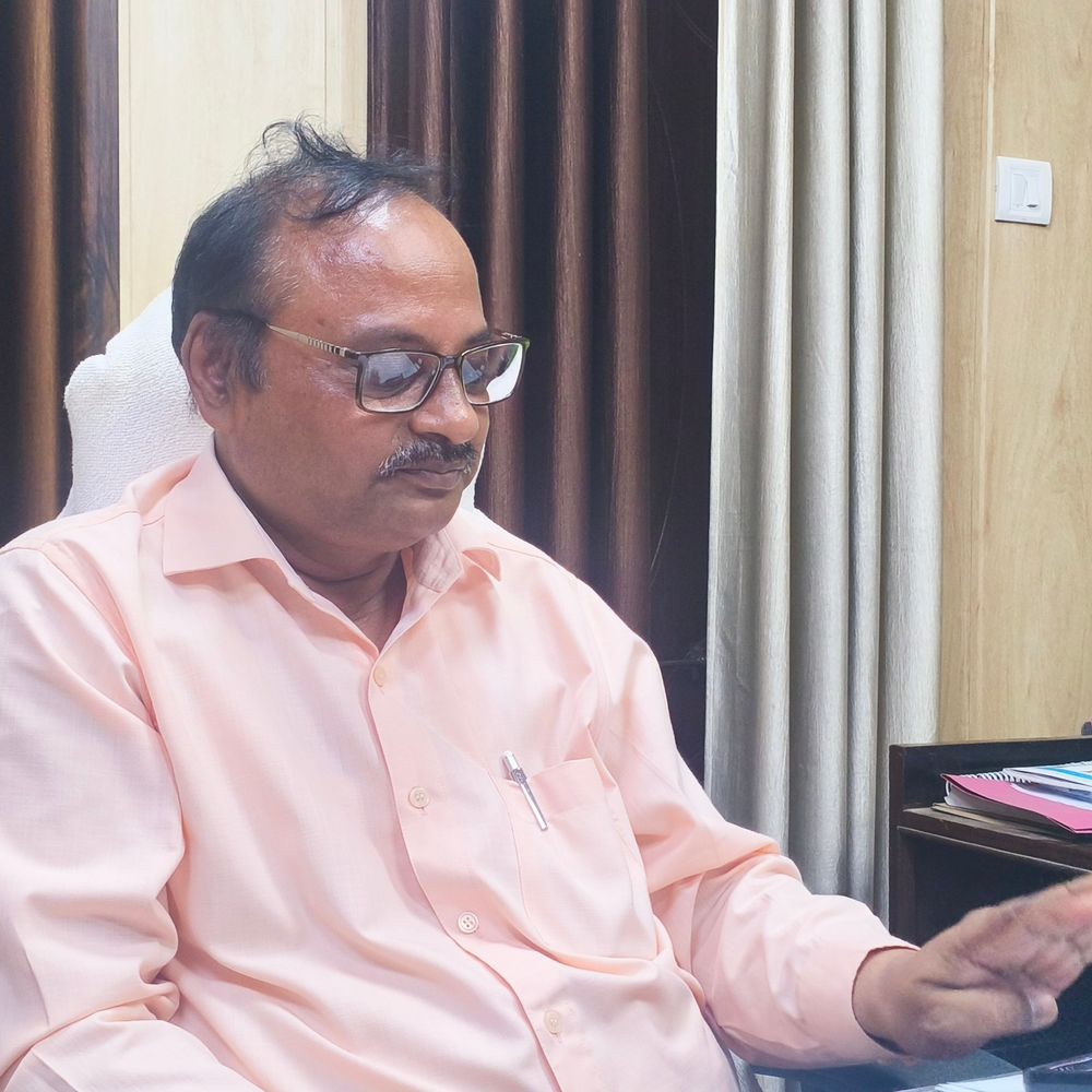PWD एक्सईएन पर जेई संघ का फूटा गुस्सा:प्रयागराज में भ्रष्टाचार, मद परिवर्तन और 50 लाख के फर्जी भुगतान के लगाए आरोप