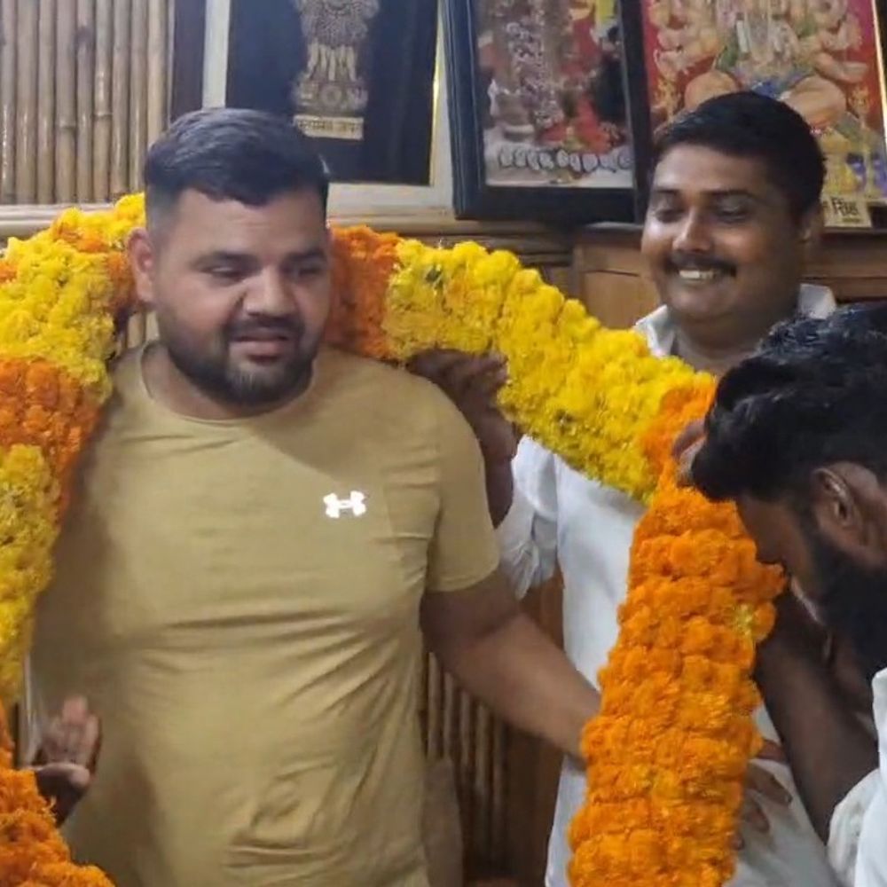 बाबा रामदेव से बड़ा कोई एक्टर नहीं:गोंडा में करण भूषण सिंह बोले- कब क्या गेम खेलना अच्छी तरह जानते हैं, सब प्रोडक्ट मिलावटी