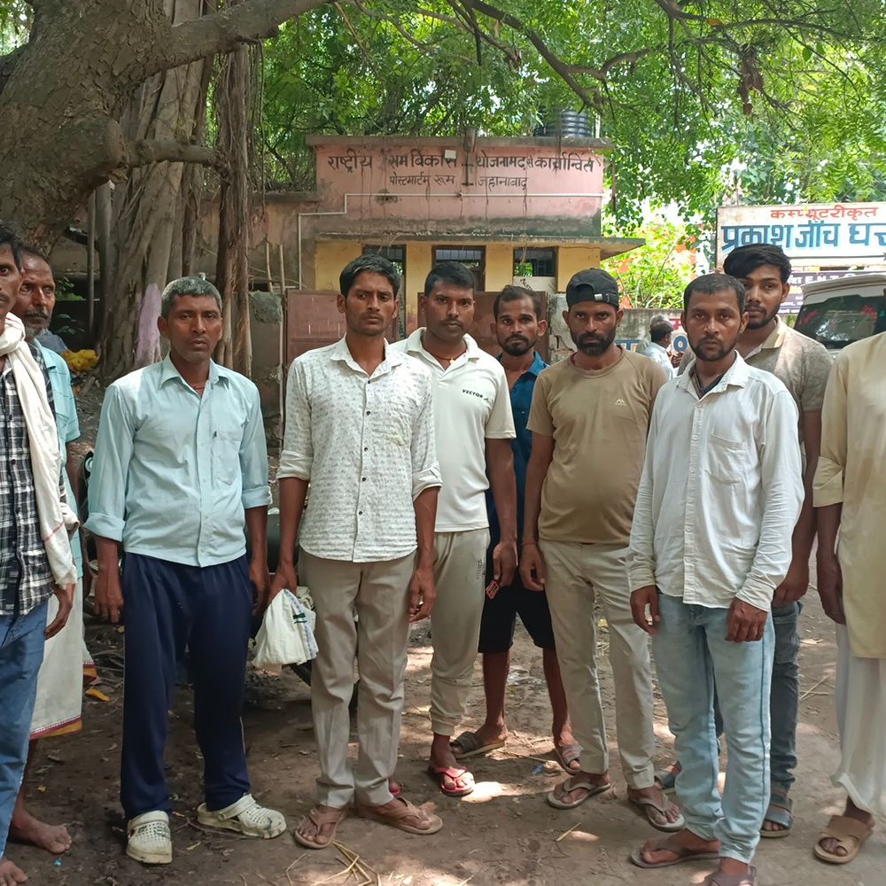 जहानाबाद में कार-बाइक की टक्कर, एक की मौत:दो गंभीर घायल पीएमसीएच रेफर, कार चालक हिरासत में लिया गया