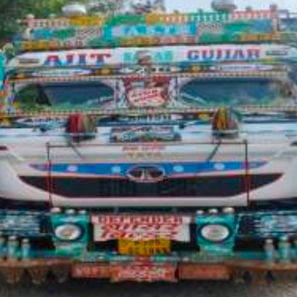 ऑपरेशन पृथ्वी के तहत अवैध खनन पर कार्रवाई:डीग में ओवरलोड डंपर जब्त, ड्राइवर गिरफ्तार