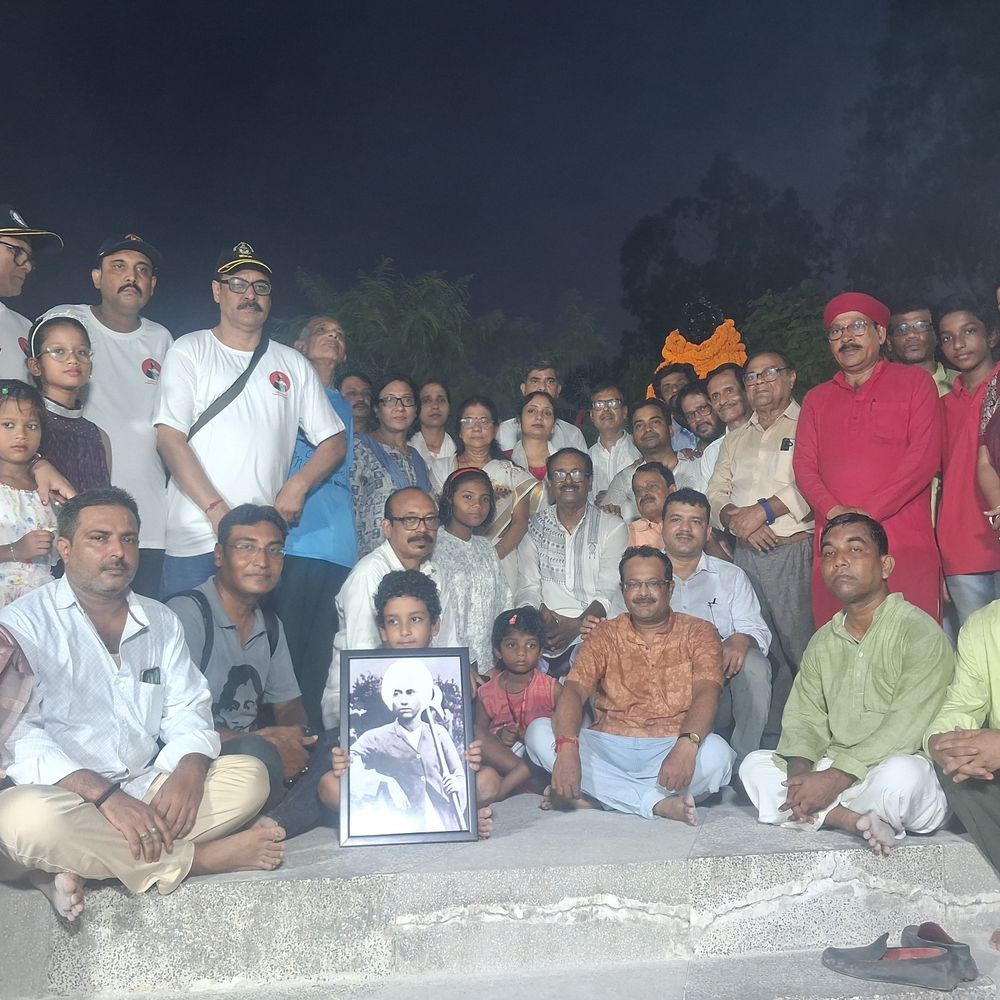 ‘एक बार विदाई दे मां…’धुन के बीच खुला जेल गेट:सुबह 3:50 बजे शहीद खुदीराम बोस को दी गई श्रद्धांजलि, 11 अगस्त 1908 को इसी वक्त दी गई थी फांसी