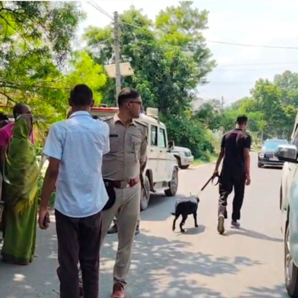 मुजफ्फरपुर में एक दिन में 12 घरों में चोरी:मुखिया के घर को भी नहीं छोड़ा, लाखों की संपत्ति ले गए चोर