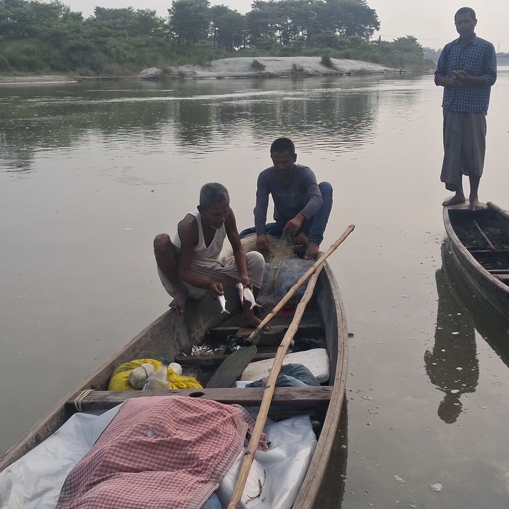 मुजफ्फरपुर में अलर्ट, 16 पंचायतों पर प्रशासन की नजर:नेपाल की बाढ़ के बाद लगातार हो रही मॉनिटरिंग, गंडक का जलस्तर फिलहाल सामान्य