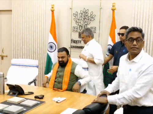 बिहार कैबिनेट की आज अहम बैठक:CM सम्राट चौधरी की अध्यक्षता में जुटेंगे मंत्री, कई बड़े फैसलों पर लगेगी मुहर