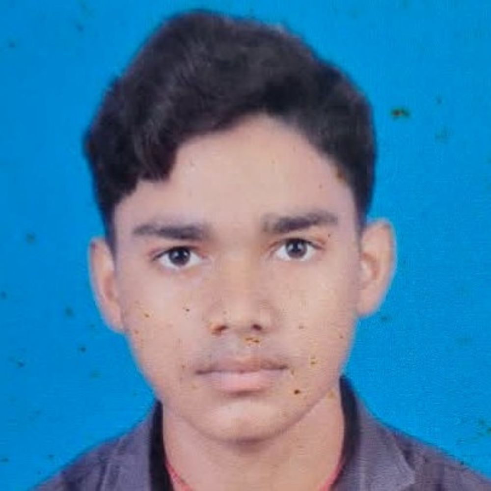 लापता युवक की 11000 वोल्ट तार के नीचे मिली लाश:घर से जिम के लिए निकला था, शव उठाने में फूफा को भी लगा करंट