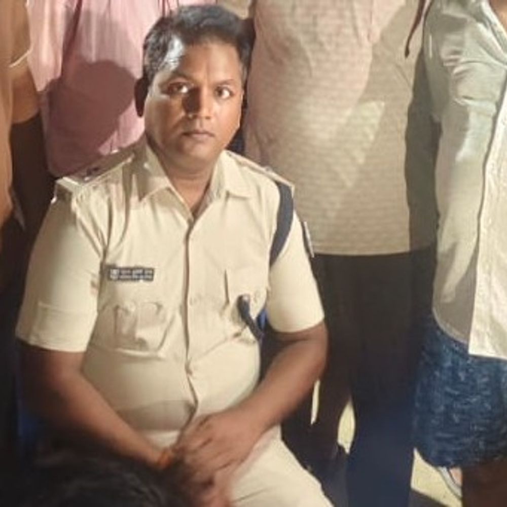 दरभंगा में तेज रफ्तार बोलेरो ने राहगीर को कुचला:गाड़ी की तलाशी में 302 ग्राम गांजा मिला, ड्राइवर सहित 2 हिरासत में
