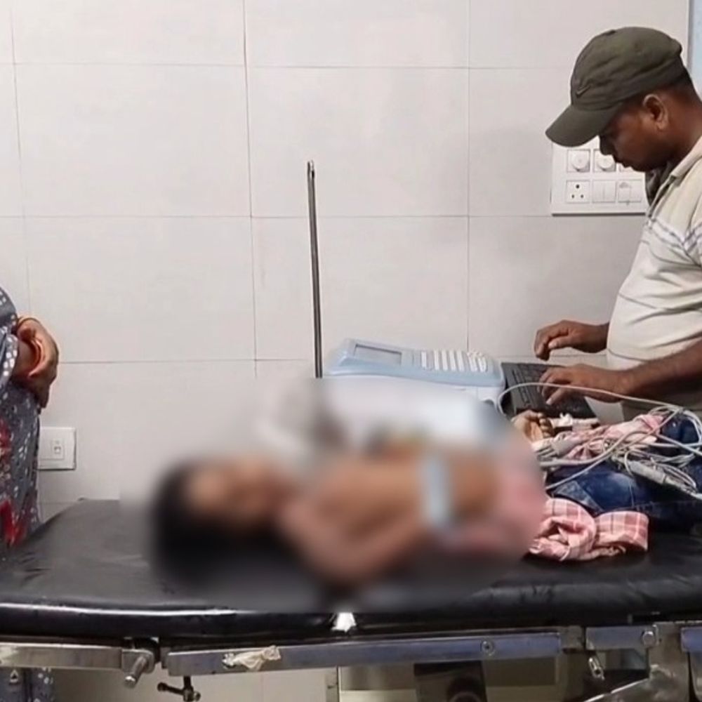 भोजपुर में 6 साल के बच्चे की मौत:बेहोशी की हालत में स्कॉर्पियो में मिला, गेट का शीशा लॉक था; चाचा बोले- दम घुटने से गई जान