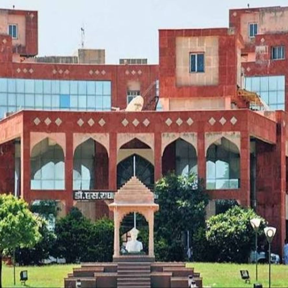 राजस्थान शिक्षा विभाग में बड़ा प्रशासनिक फेरबदल:JD, DD और DEO स्तर के अधिकारियों के ट्रांसफर, कई अधिकारी किए इधर-उधर