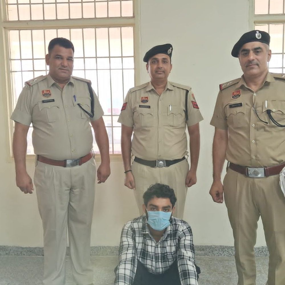 झज्जर हितेश हत्याकांड का एक और आरोपी गिरफ्तार:7 केस पहले से दर्ज,ऑपरेशन ट्रैक डाउन के तहत माछरौली पुलिस की कार्रवाई
