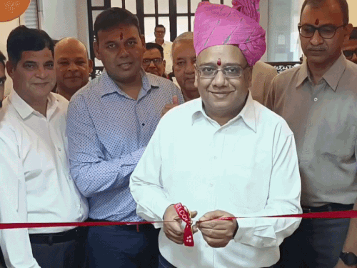 CEO बोले-अब विदेशियों का आधार कार्ड नहीं बन पाएगा:फॉरेन इमिग्रेशन पोर्टल से लिंक हुआ सिस्टम, पासपोर्ट से खुलेगा राज