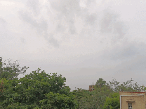 सीकर में आज हल्की बारिश की संभावना:अब तक 4 प्रतिशत कम बरसात, उमस बढ़ी; जानिए आगे कैसा रहेगा मौसम