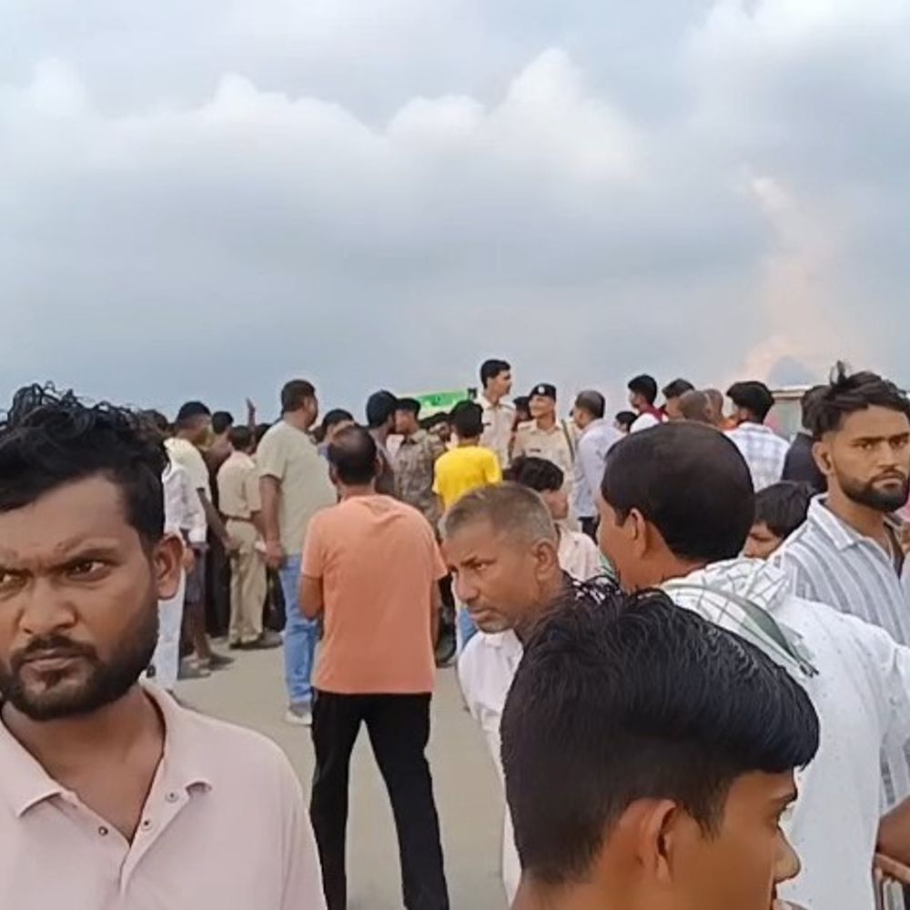 पोती से छेड़खानी का विरोध करने पर दादी की हत्या:नवादा में बदमाशों ने बोलेरो से कुचला, आक्रोशित ग्रामीणों ने NH-82 को 4 घंटा किया था जाम