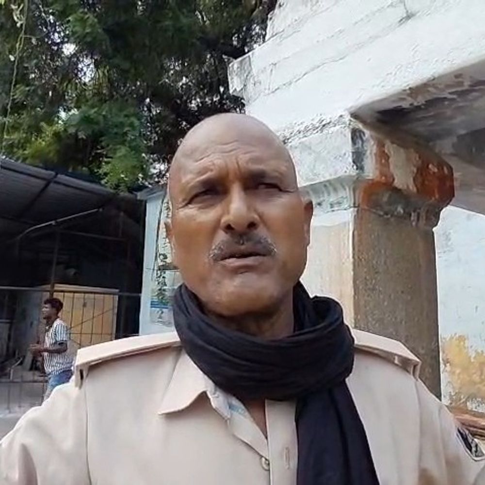 जमुई की लक्ष्मीपुर में नहर में मिला नवजात का शव:ग्रामीणों ने बाहर निकला,चौकीदार बोला-‘उम्र लगभग एक दिन’; PM रिपोर्ट का इंतजार