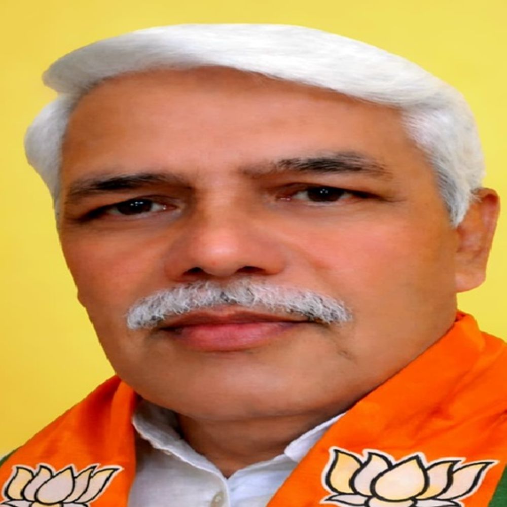 1984 के पीड़ितों से सार्वजनिक माफी मांगें दीपेंद्र हुड्डा:सज्जन कुमार को रोल मॉडल बताने पर भाजपा नेता ने घेरा, बोले- पीड़ितों का दर्द कुरेदा