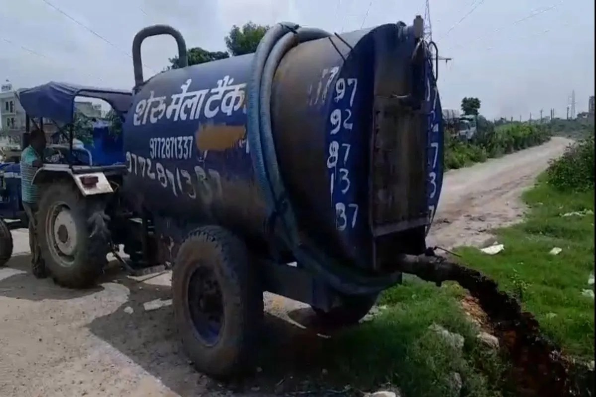 Alwar: नालों में बहाया जा रहा केमिकल युक्त पानी, हंस सरोवर तक पहुंच रहा दूषित पानी