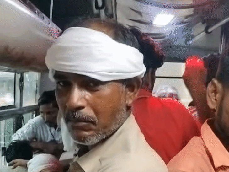 ग्वालियर में 36 सीटर बस में मिलीं 60 सवारियां:ग्वालियर से भिंड जा रही थी बस, पुलिस का एक्शन 21 वाहनों से वसूला 41 हजार जुर्माना