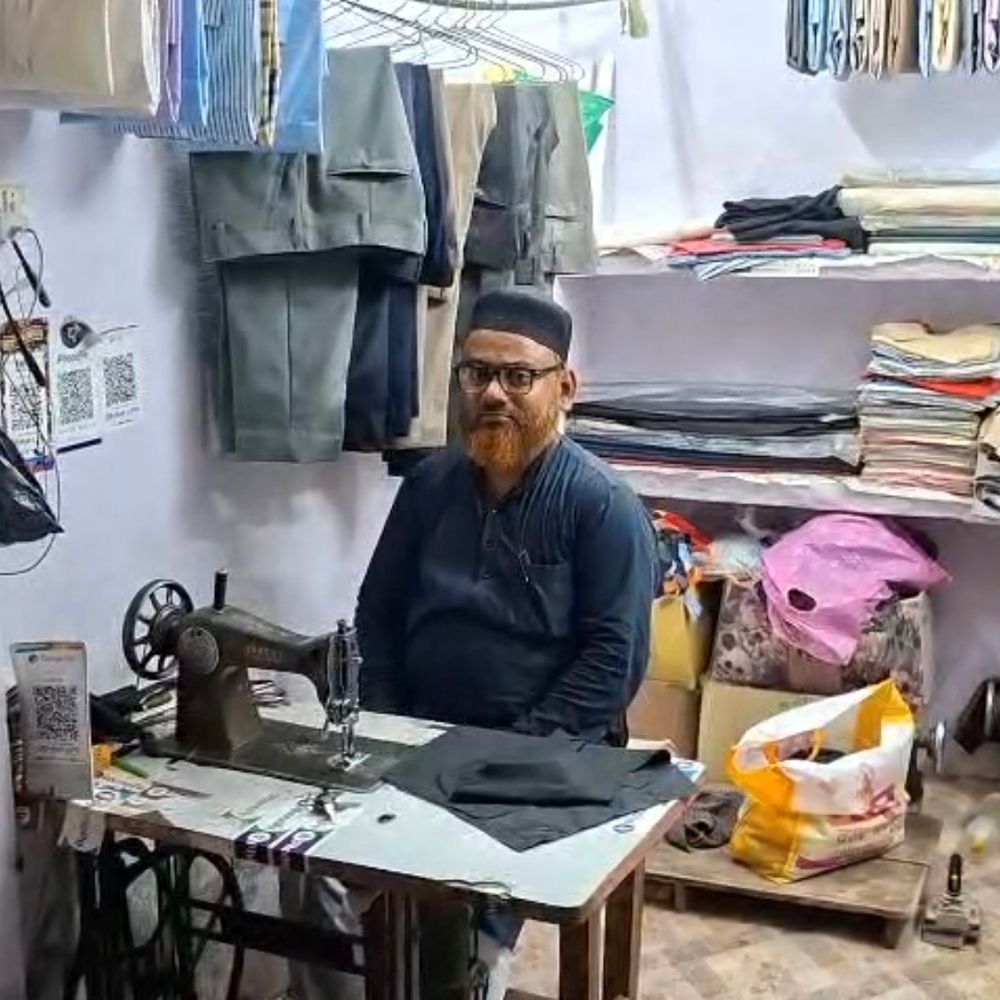 दुकान में घुसकर टेलर से मारपीट कर लूट:बाइक सवार 2 बदमाशों ने की वारदात, खंगाले जा रहे CCTV फुटेज